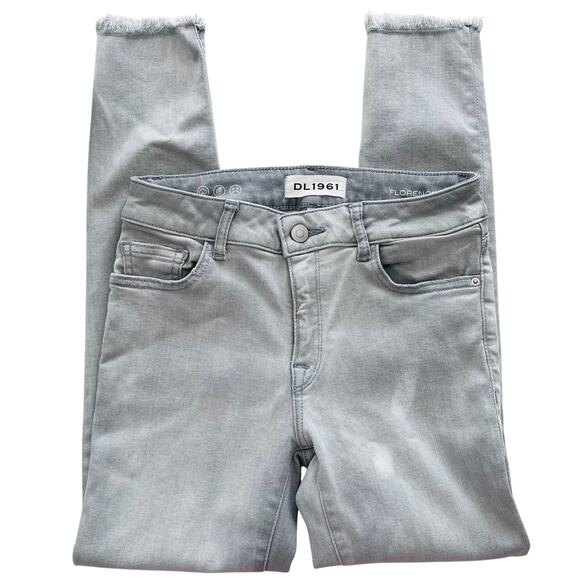 DL1961 Florence Instasculpt 25 Cropped Jeans in Legendary Grey Stretch Fray Hem - Picture 2 of 9